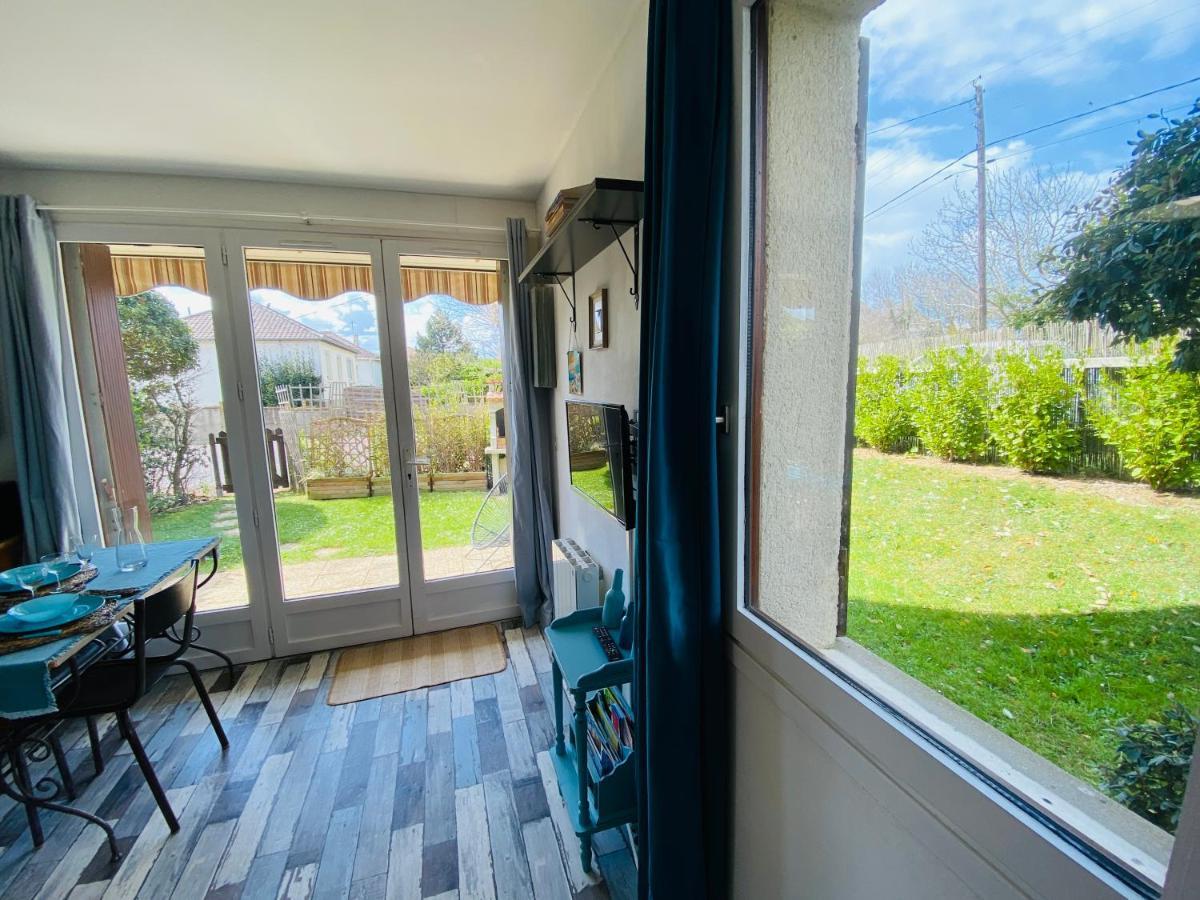 Appartement La Petite Marjolaine à 3min à pied de la plage à Merville-Franceville-Plage Extérieur photo