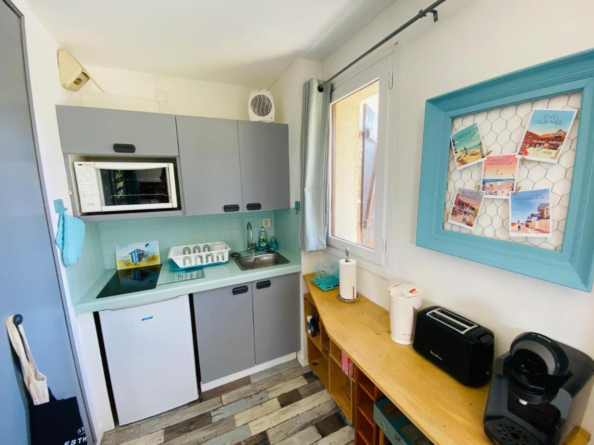 Appartement La Petite Marjolaine à 3min à pied de la plage à Merville-Franceville-Plage Extérieur photo